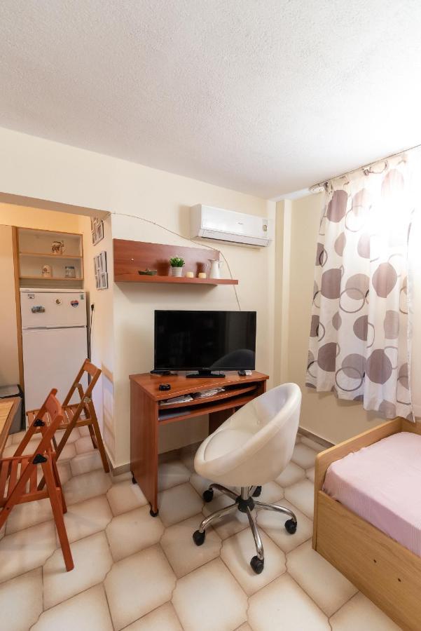 Pine Trees Apartment Preveza Exterior foto