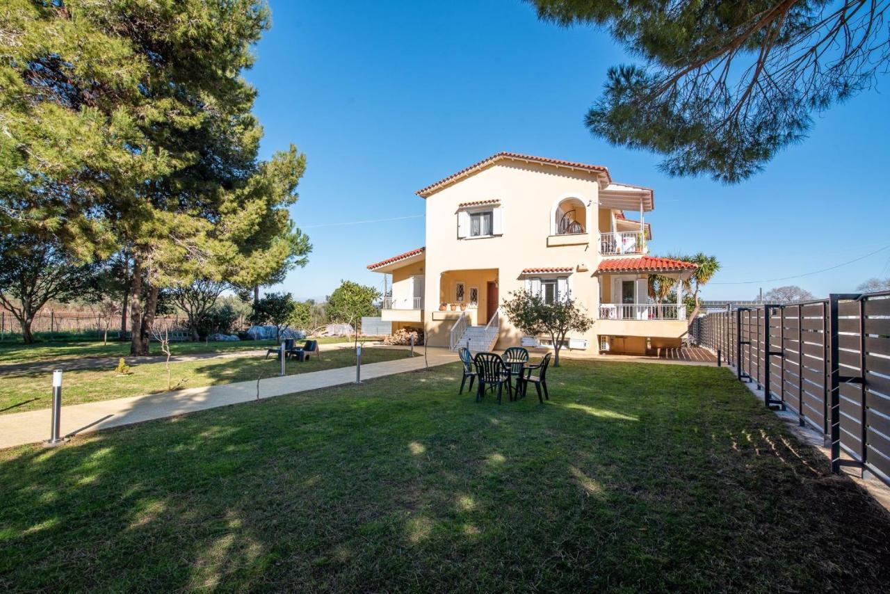 Pine Trees Apartment Preveza Exterior foto
